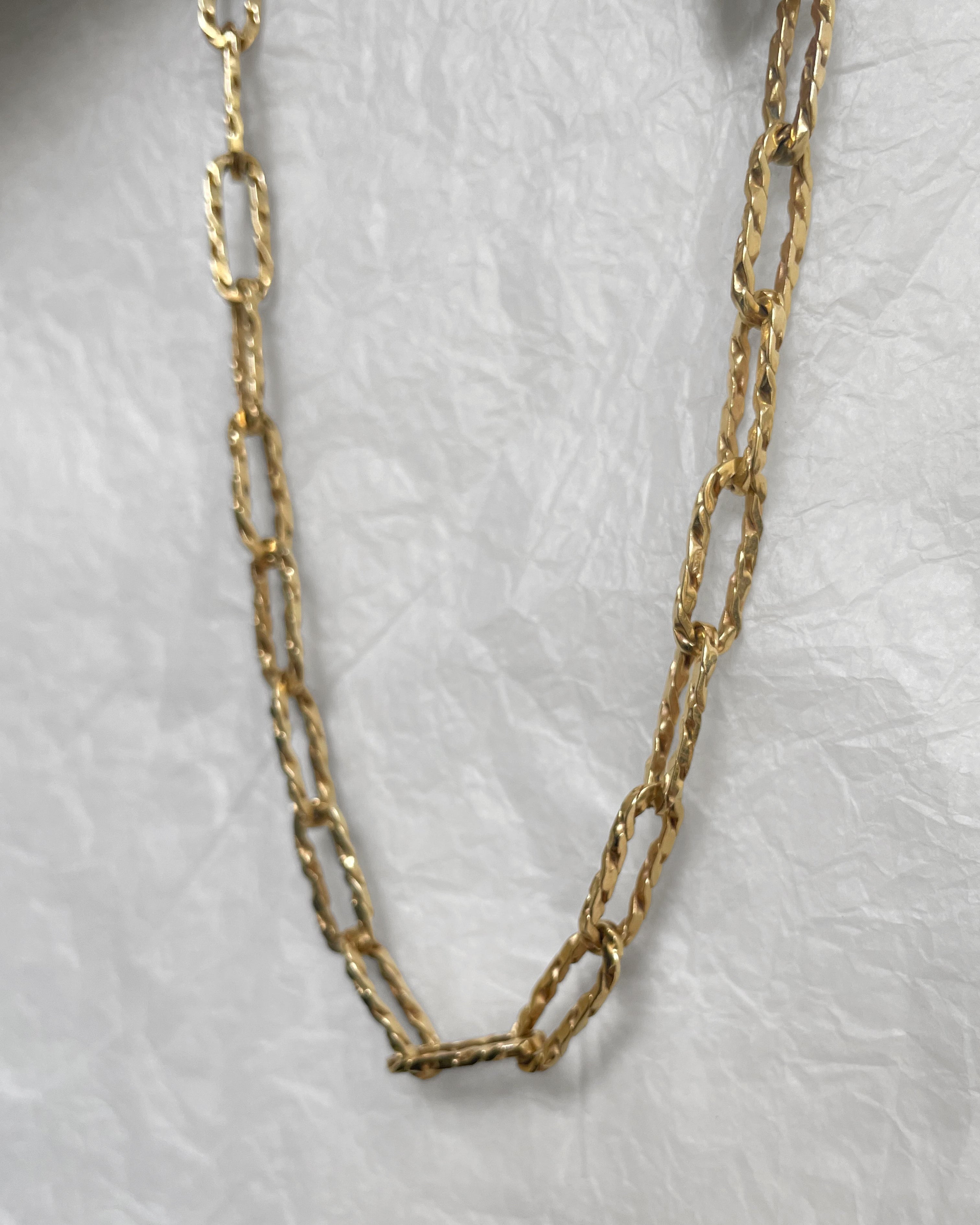 1970s textured paperlink chain in 9kt yellow gold hanging to show elongated links and rope twist texture – Auric Vintage
