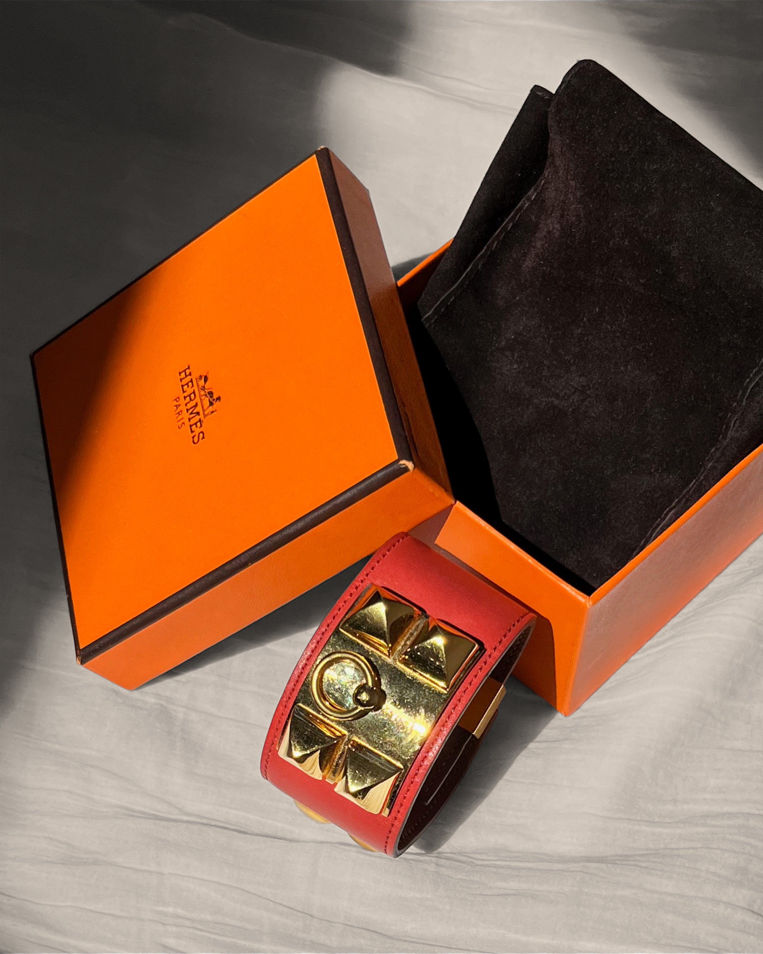 Hermès Collier de Chien cuff in red leather