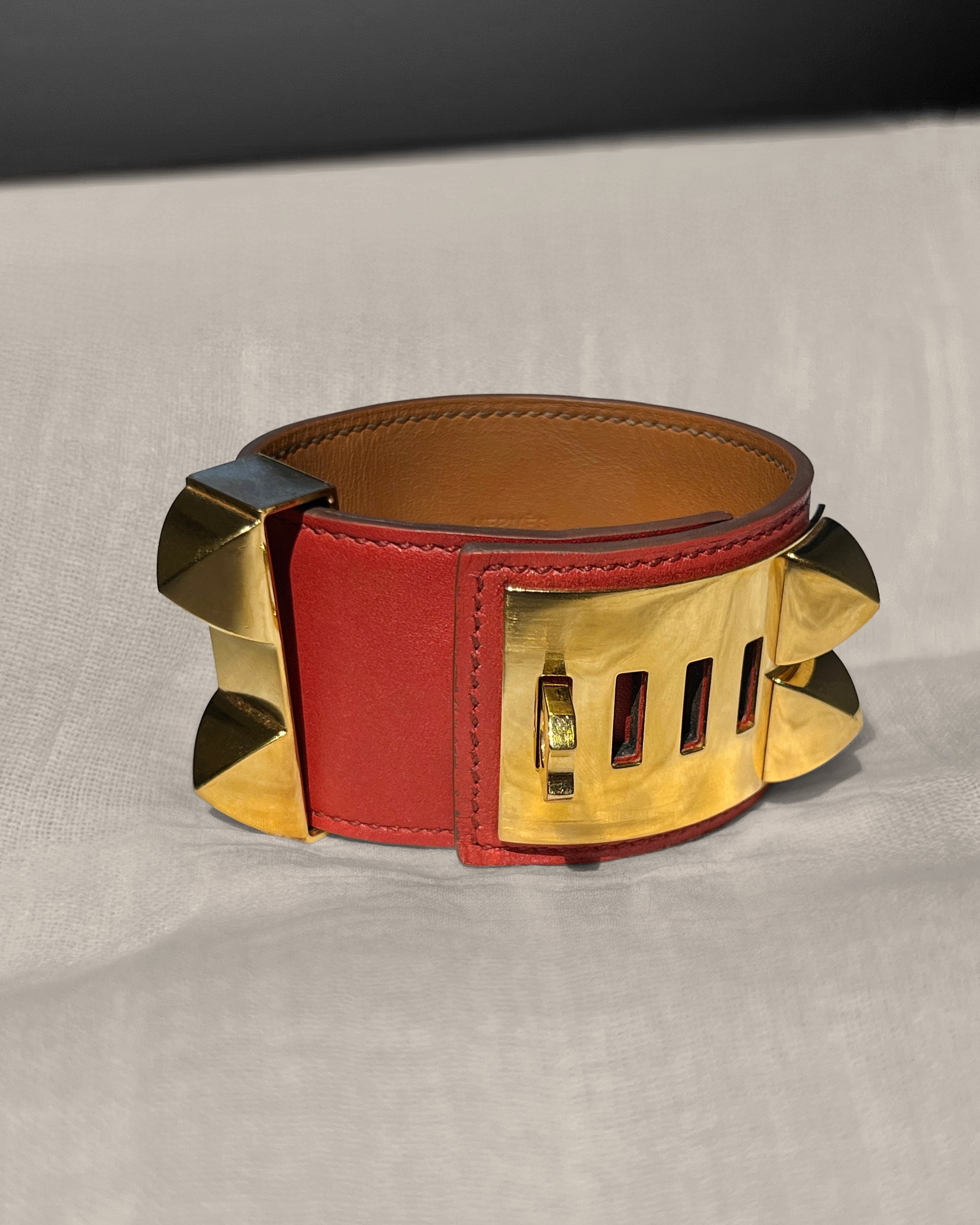 Hermès Collier de Chien cuff in red leather