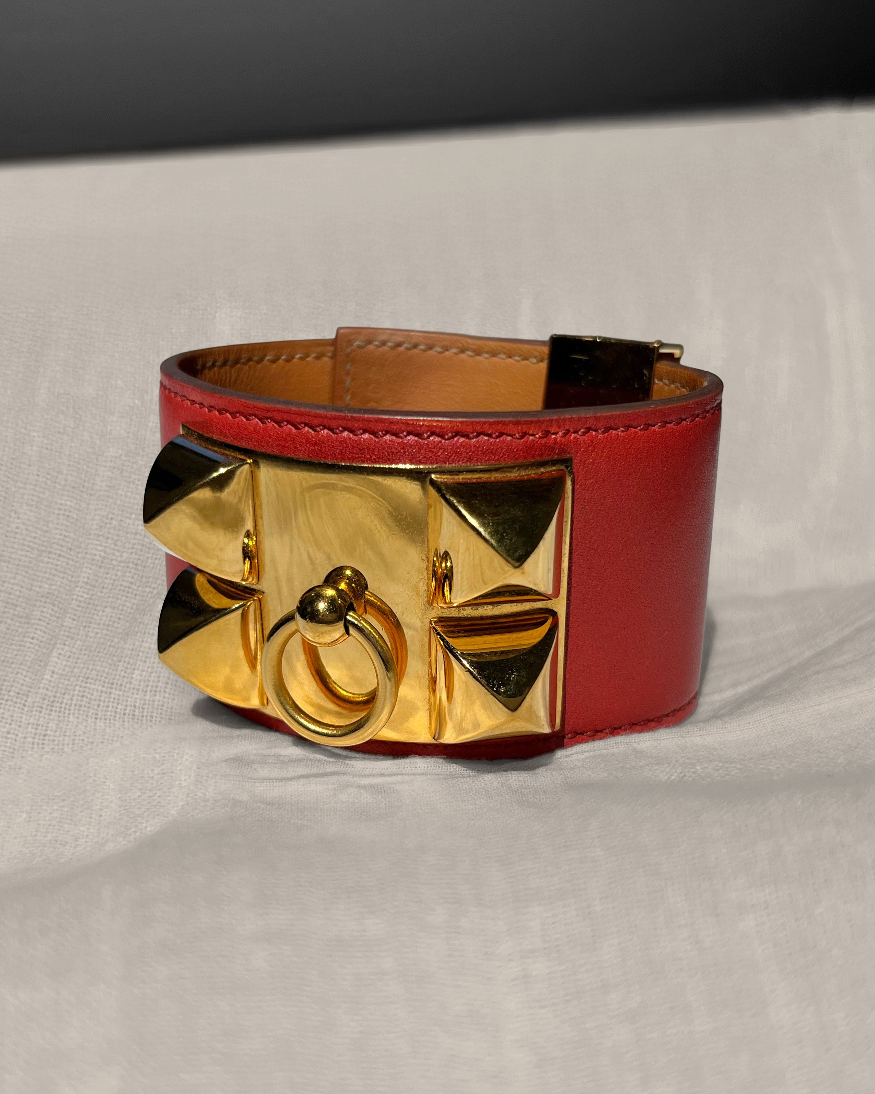 Hermès Collier de Chien cuff in red leather
