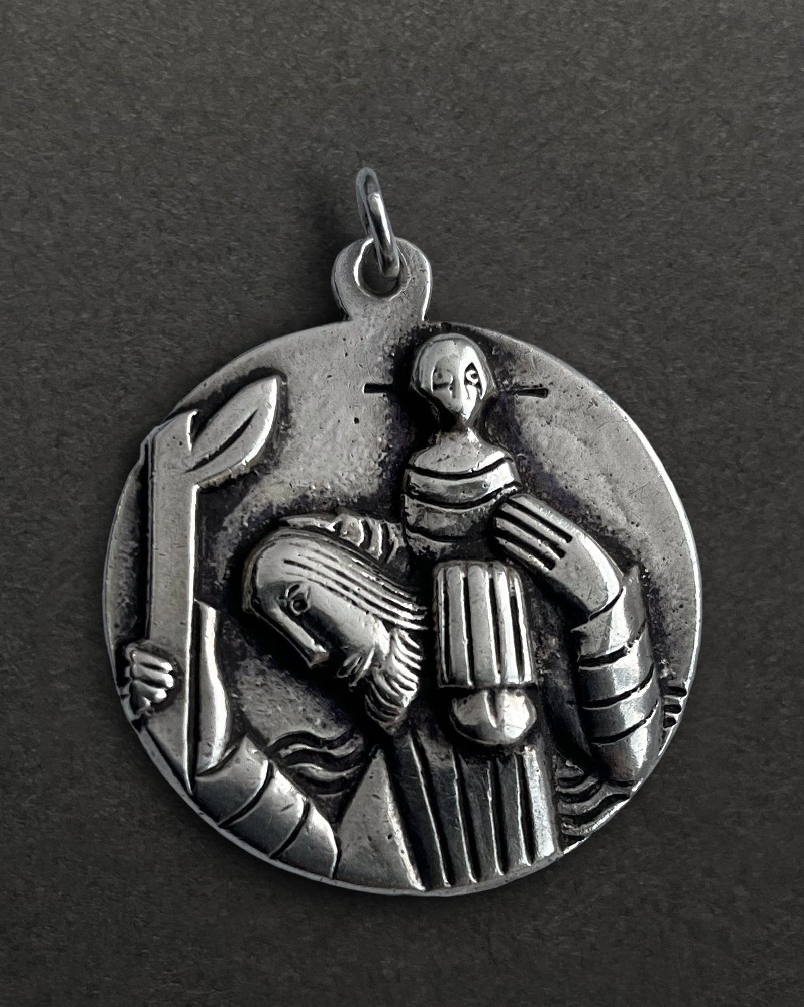 1970s St. Christopher medallion in sterling silver with figural relief by Dustan Pruden – Auric Vintage