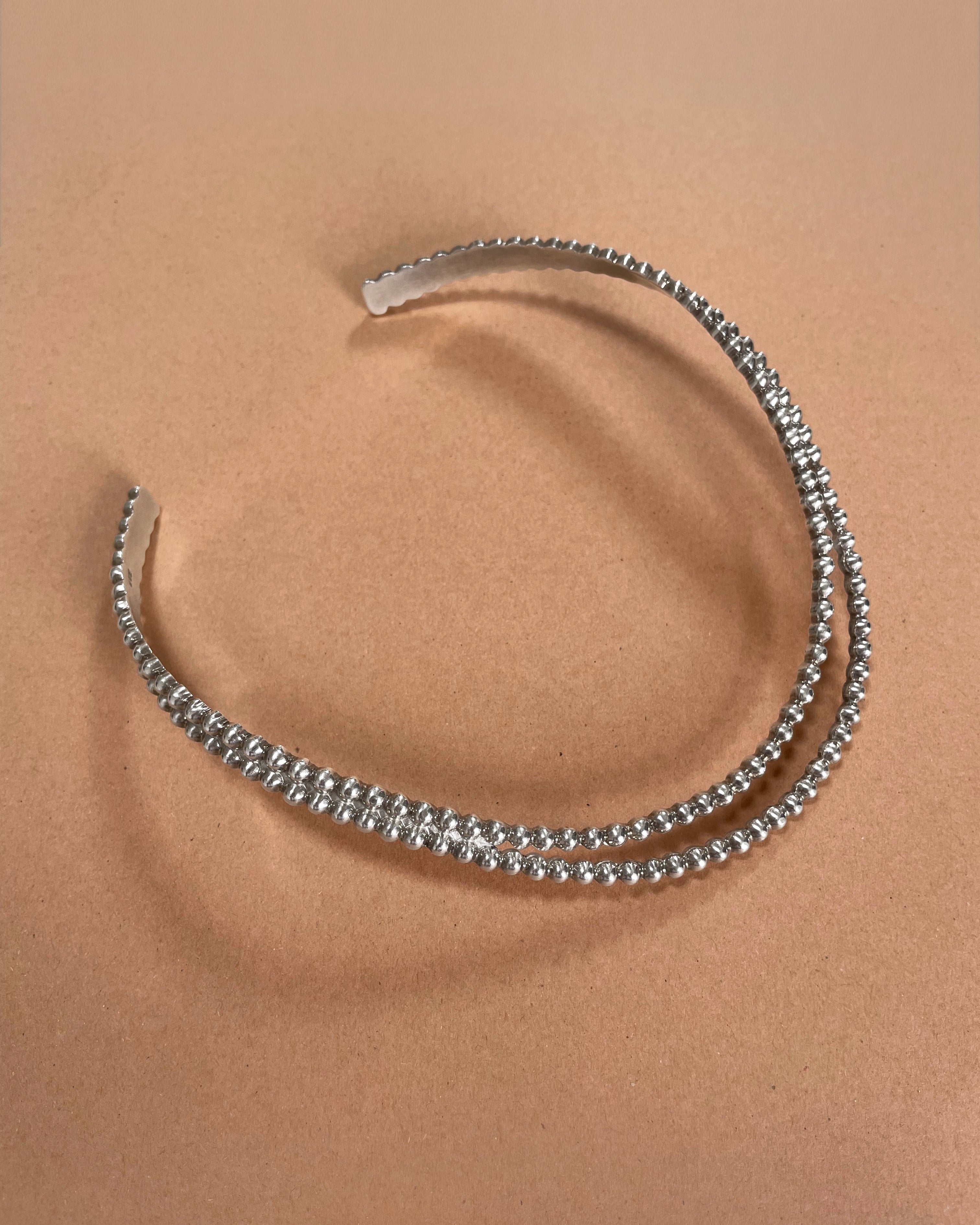 Y2K bubble torque collar in Sterling silver, top view – Auric Vintage
