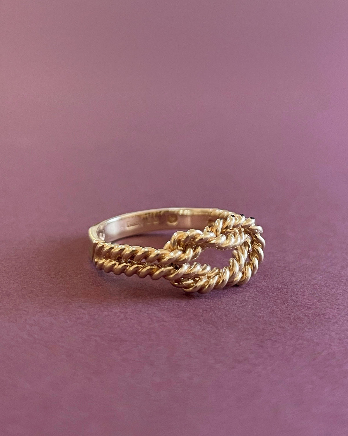 Seventies Hercules knot ring
