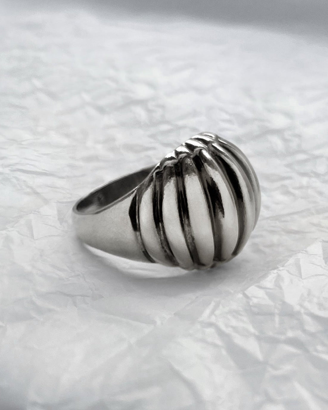 Side view of vintage French sterling silver ribbed bombé ring showing tapered shank and domed profile – Auric Vintage