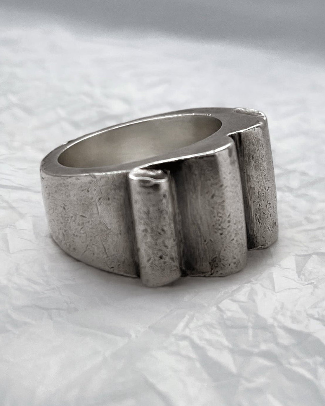 Side view of sculptural brutalist quad-rib ring in solid silver showing bold architectural form and depth – Auric Vintage