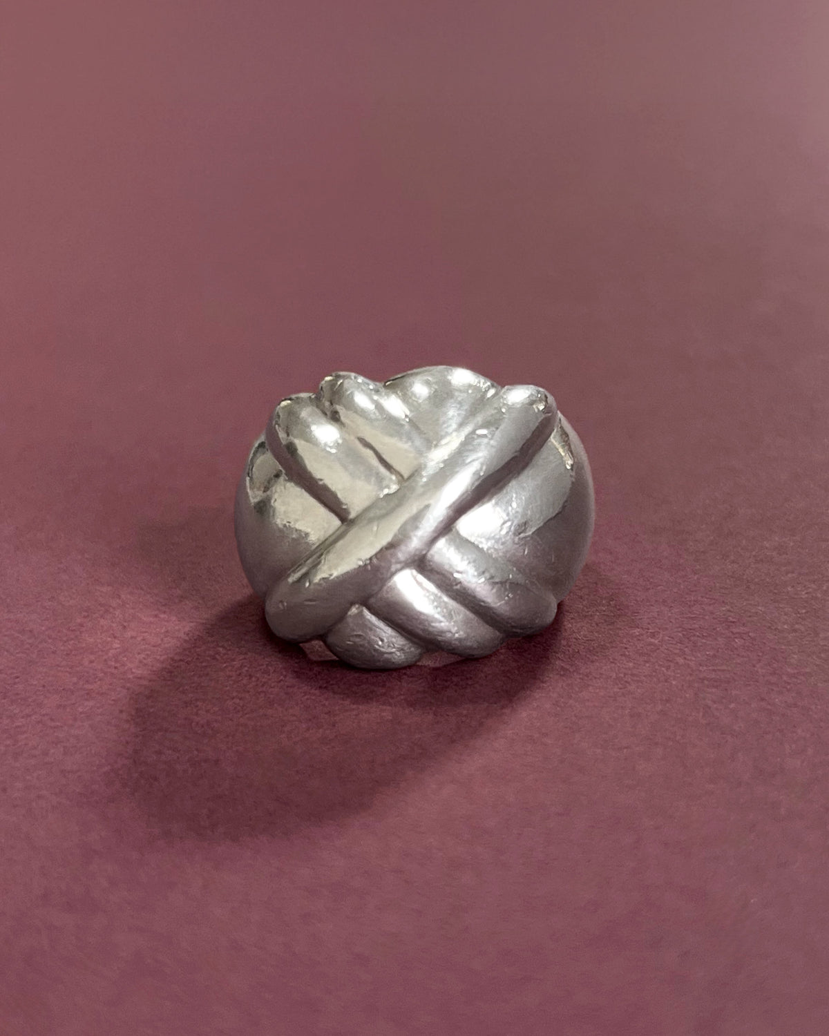 Eighties bombe crosshatch ring