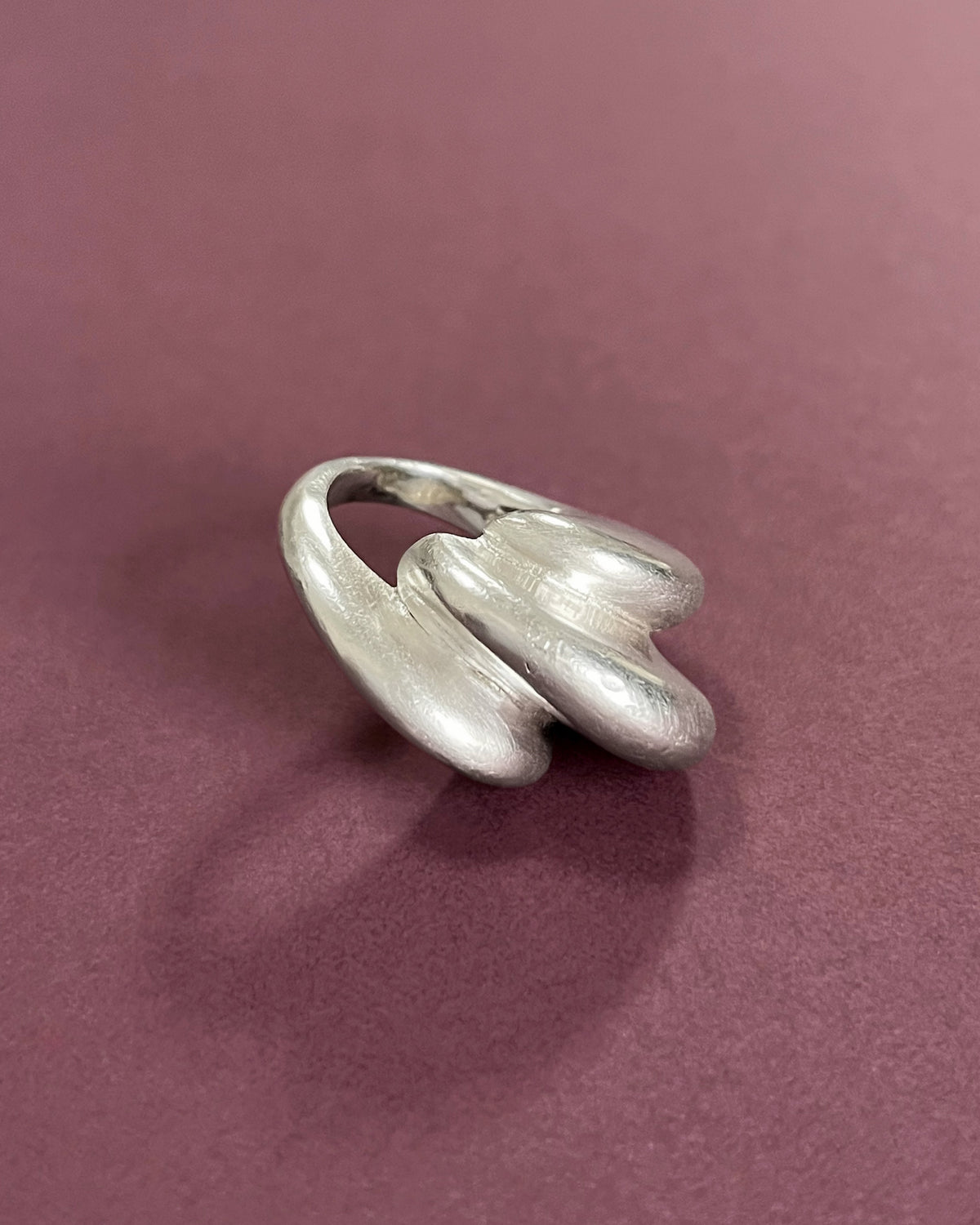 Heavy three ridge twist ring