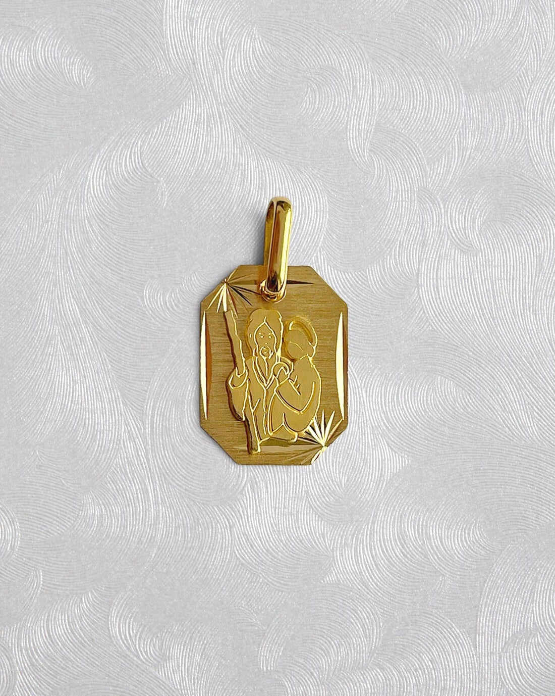 18kt yellow gold St. Christopher pendant with Christ Child and staff, folk-inspired rectangular design with star motifs – Auric Vintage