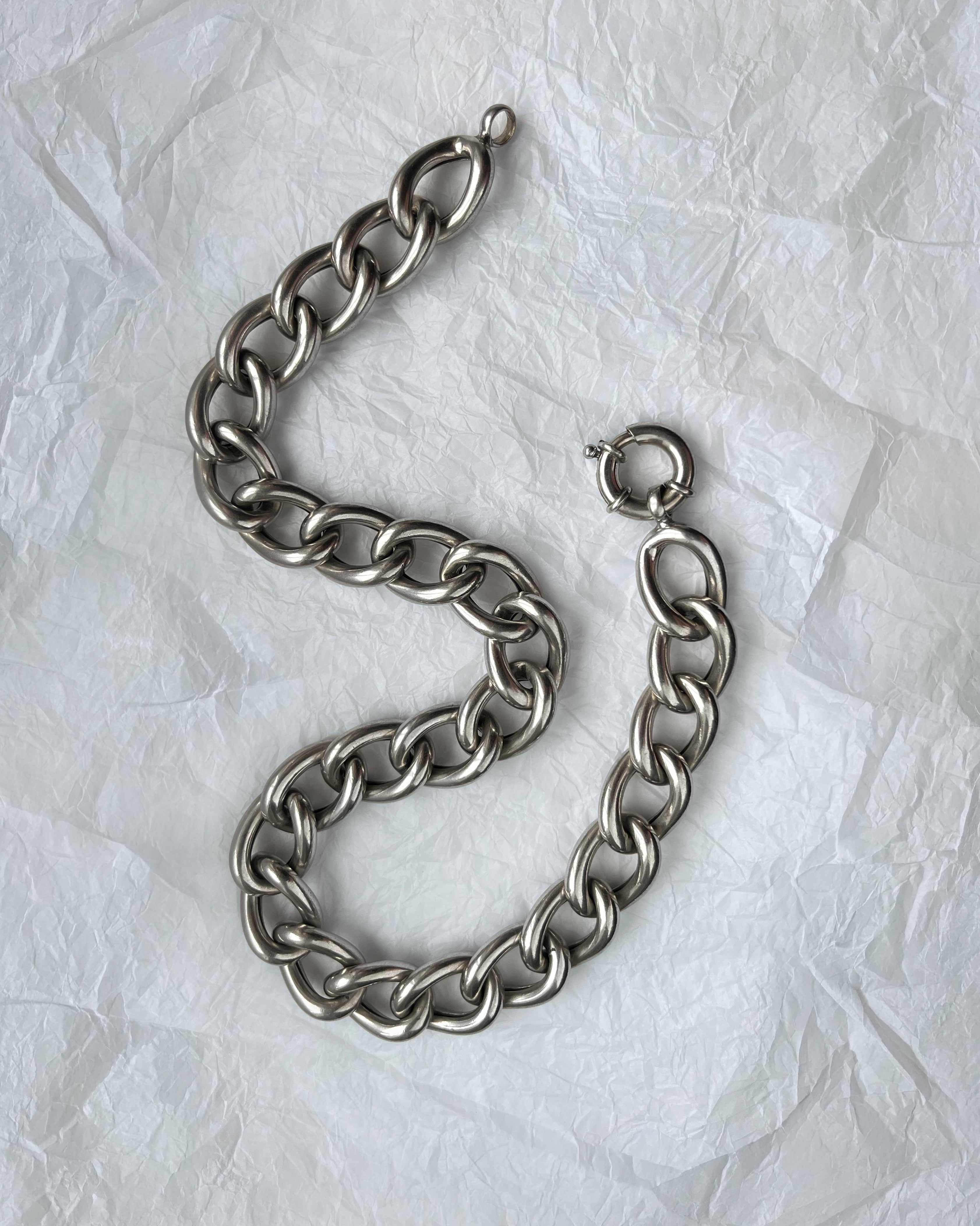 Y2K chunky open curb link necklace in sterling silver with hollow links and sculptural form – Auric Vintage