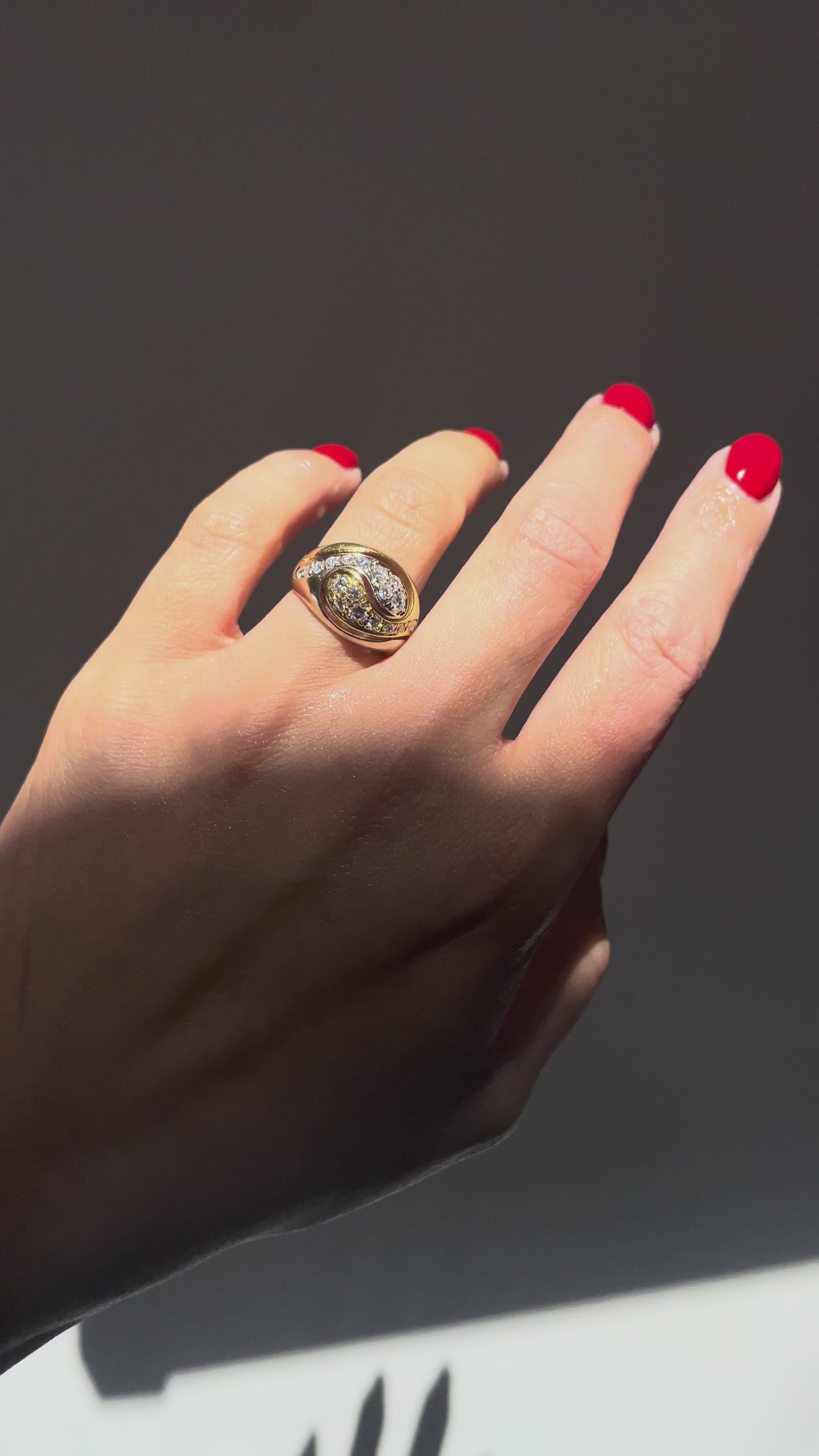 Video of noughties Italian diamond cluster bypass ring in 18kt white and yellow gold worn on hand showing sparkle and sculptural detail – Auric Vintage